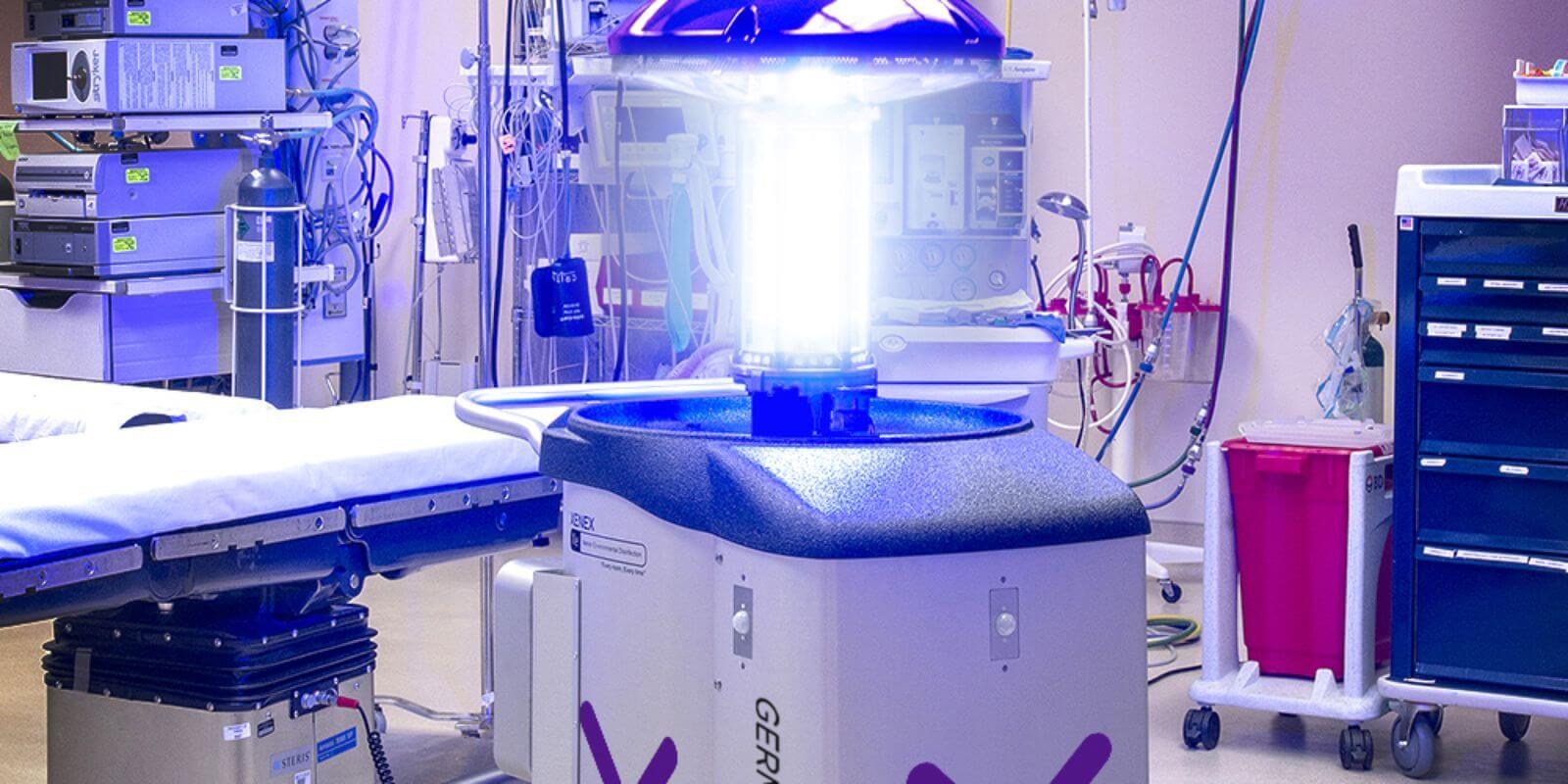 Desinfección de quirófanos con luz UV procedente de una lámpara de Xenón